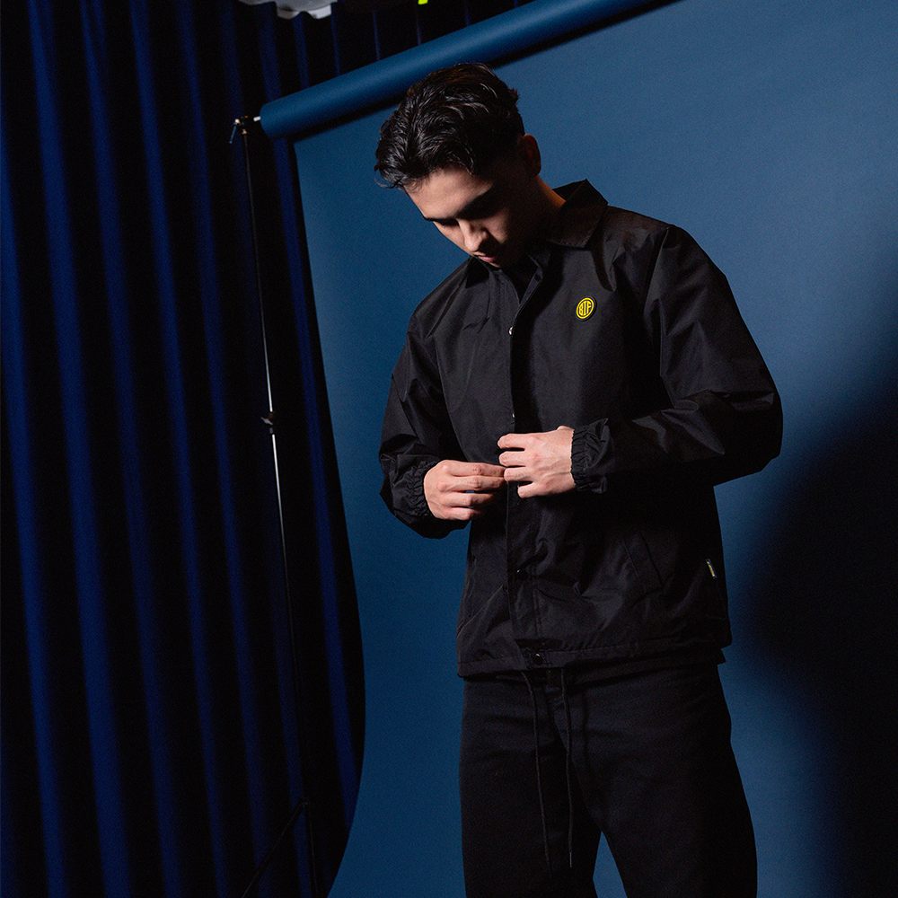 Coach Jakke med BIF Badge