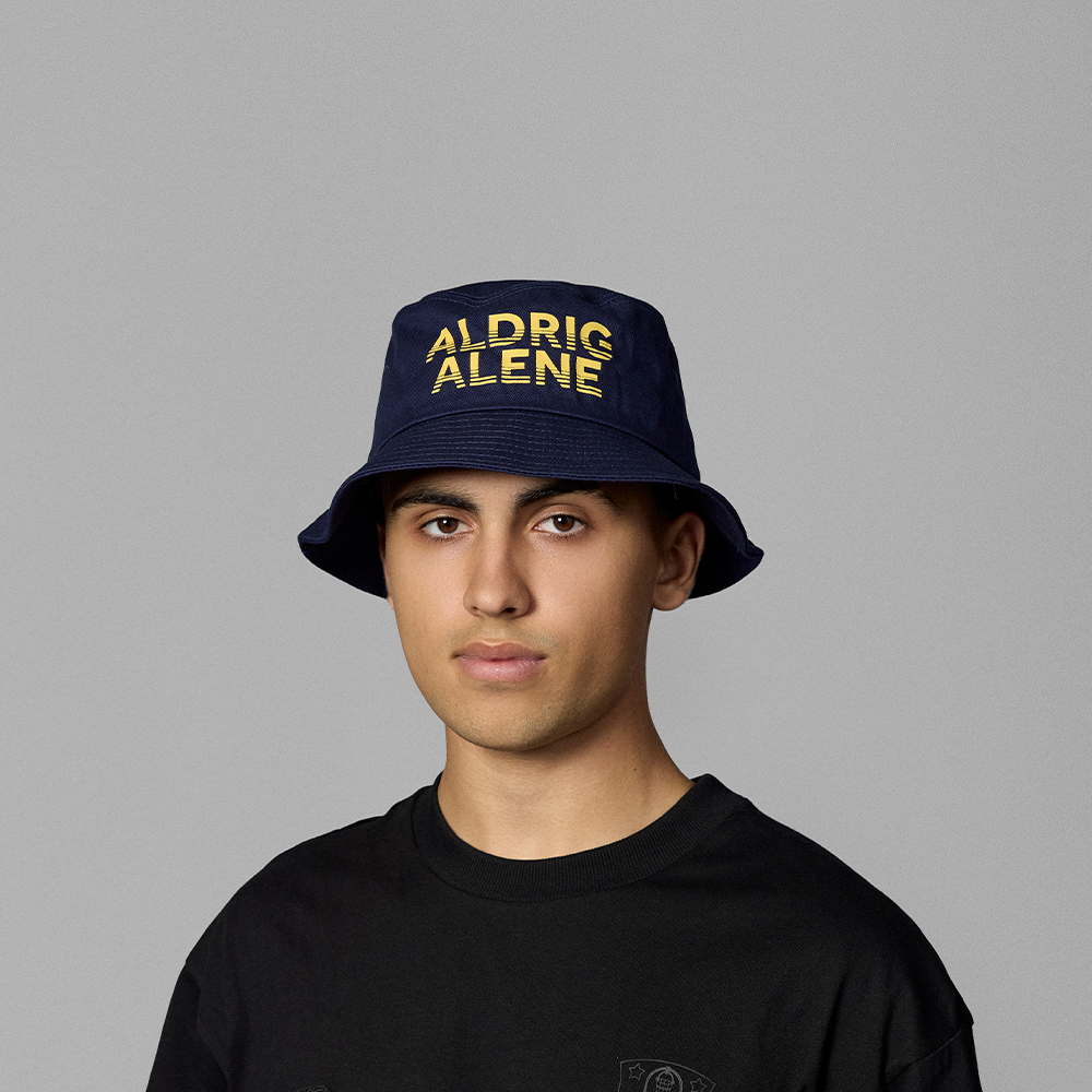 Bøllehat - Aldrig Alene