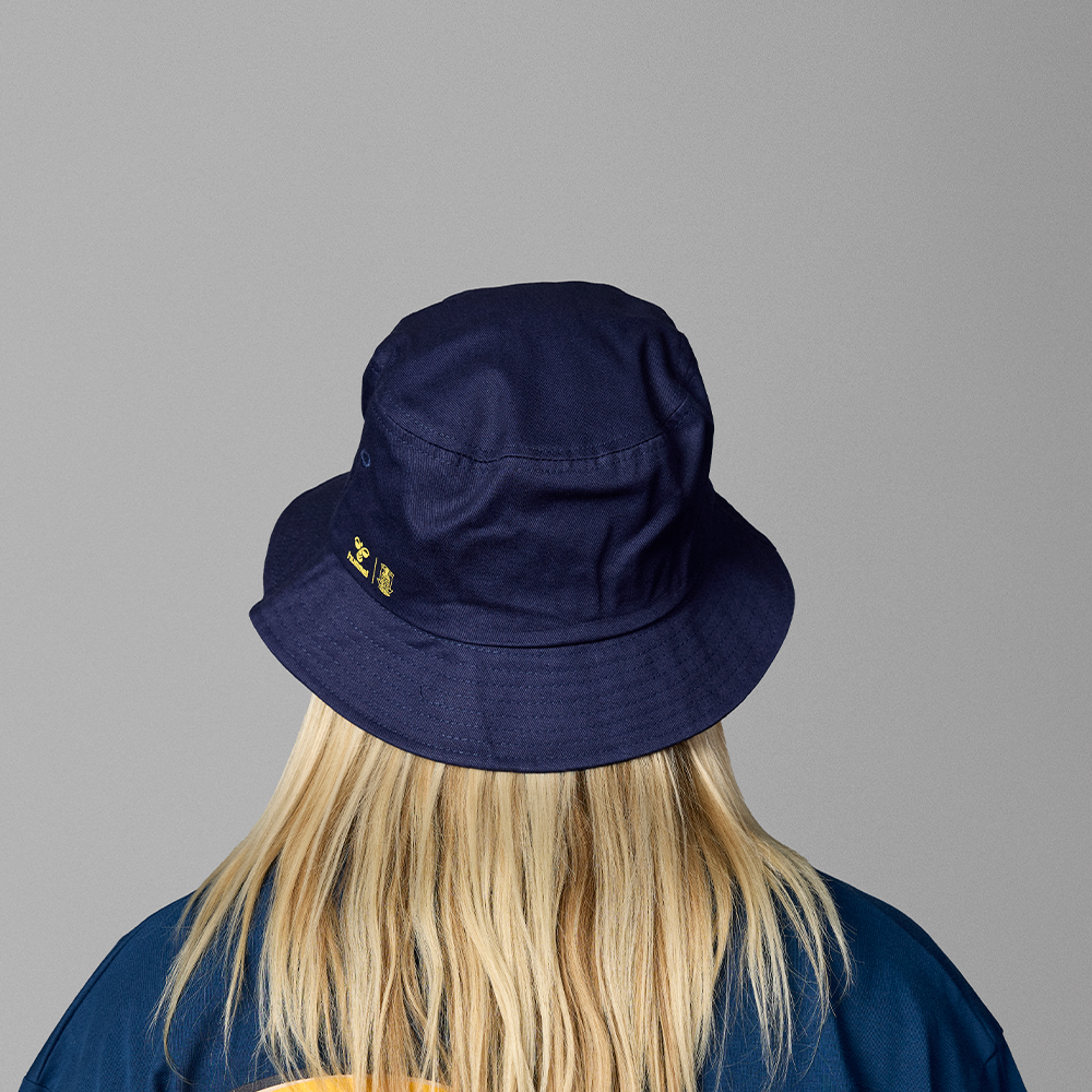 Bøllehat - Aldrig Alene