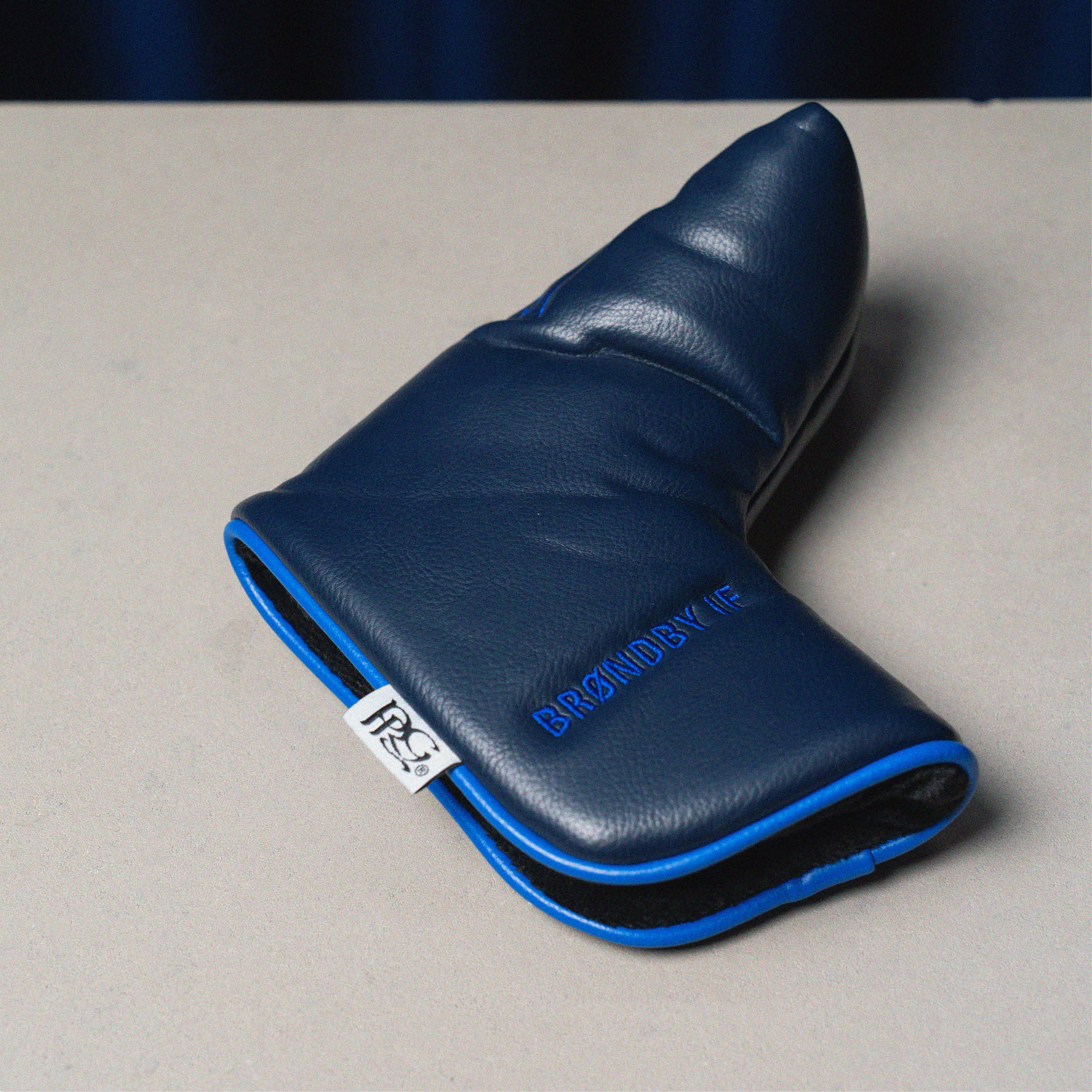 Golf Blade Putter Cover Navy m. Logo