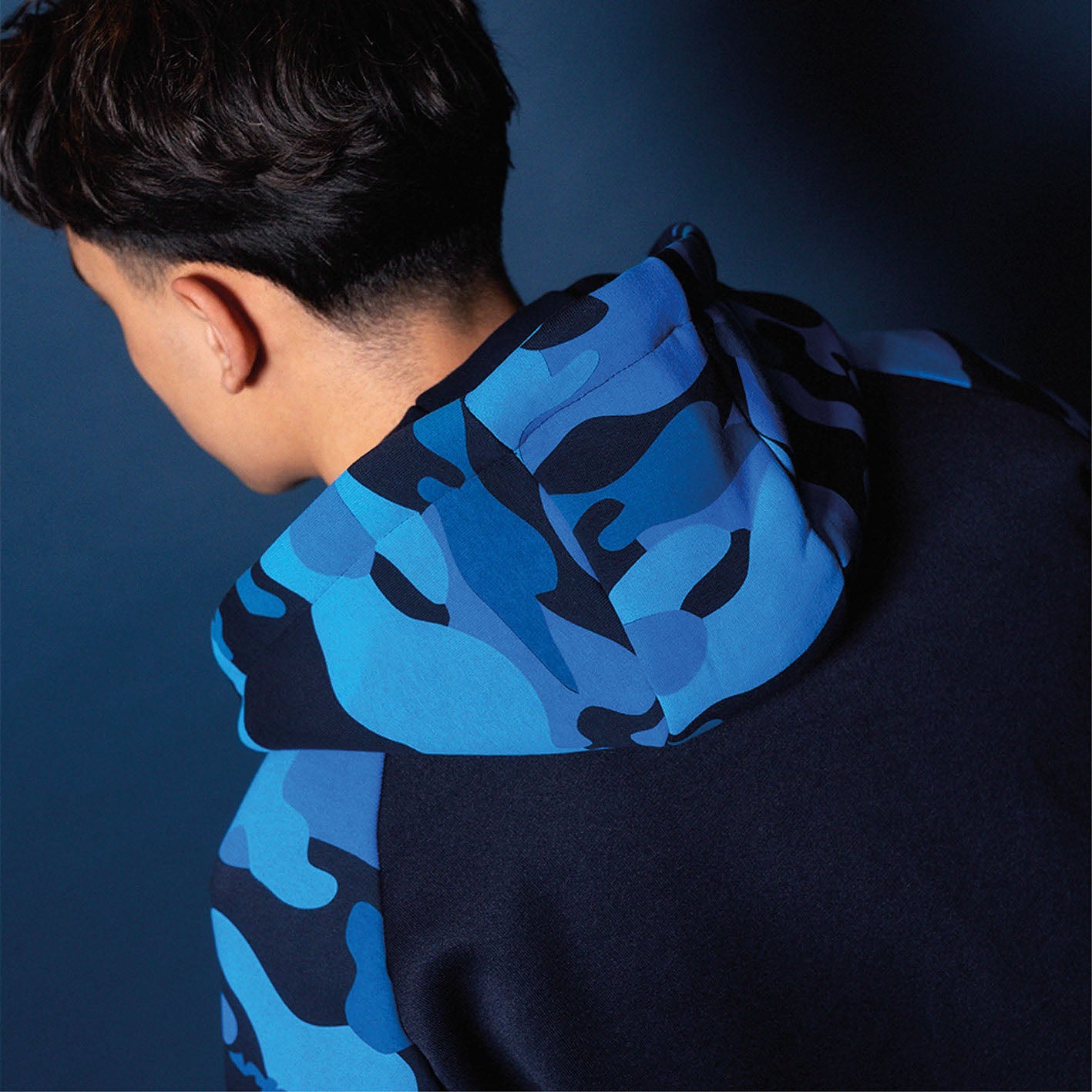 Hættetrøje Blå Camo m. lynlås