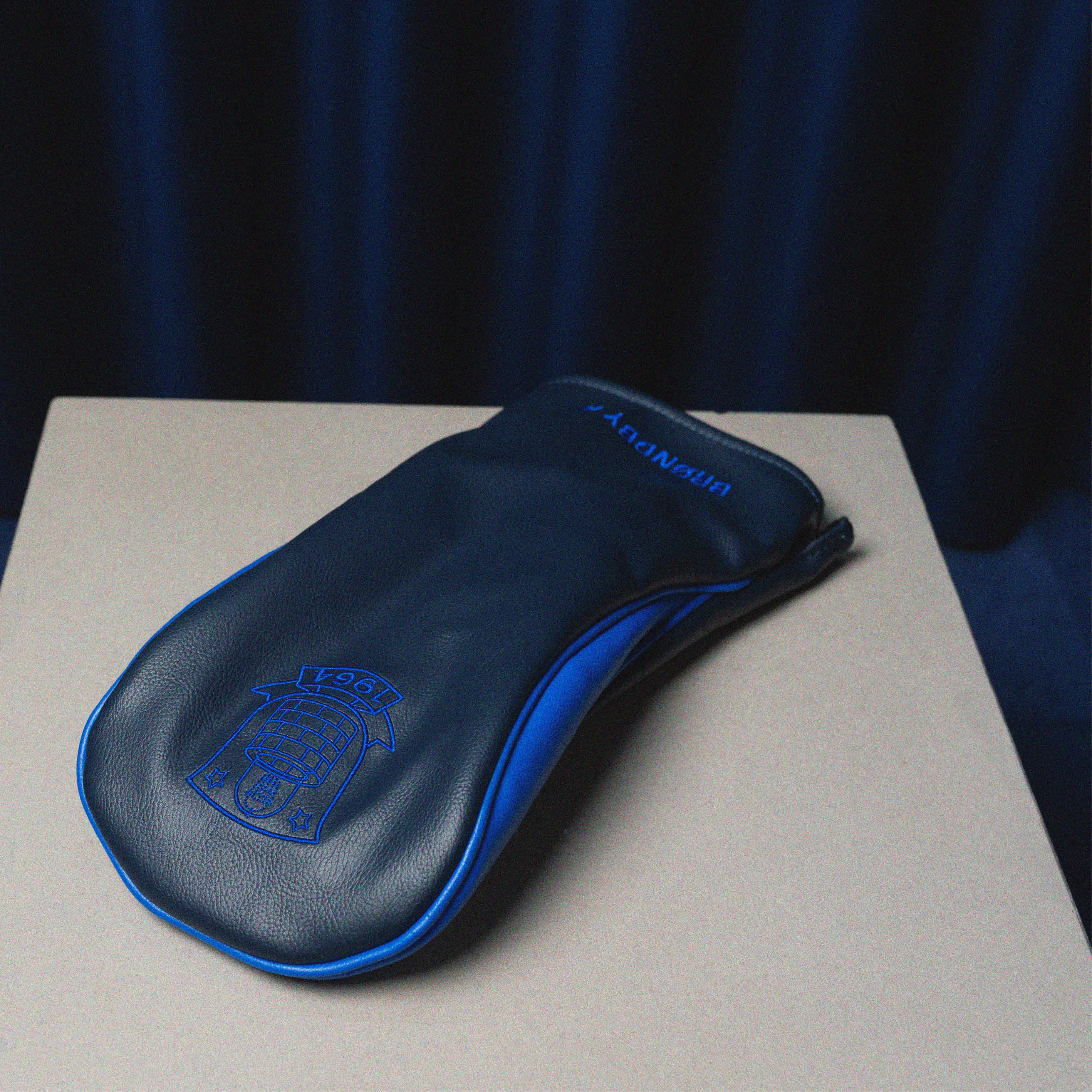 Golf Driver Headcover Navy m. Logo