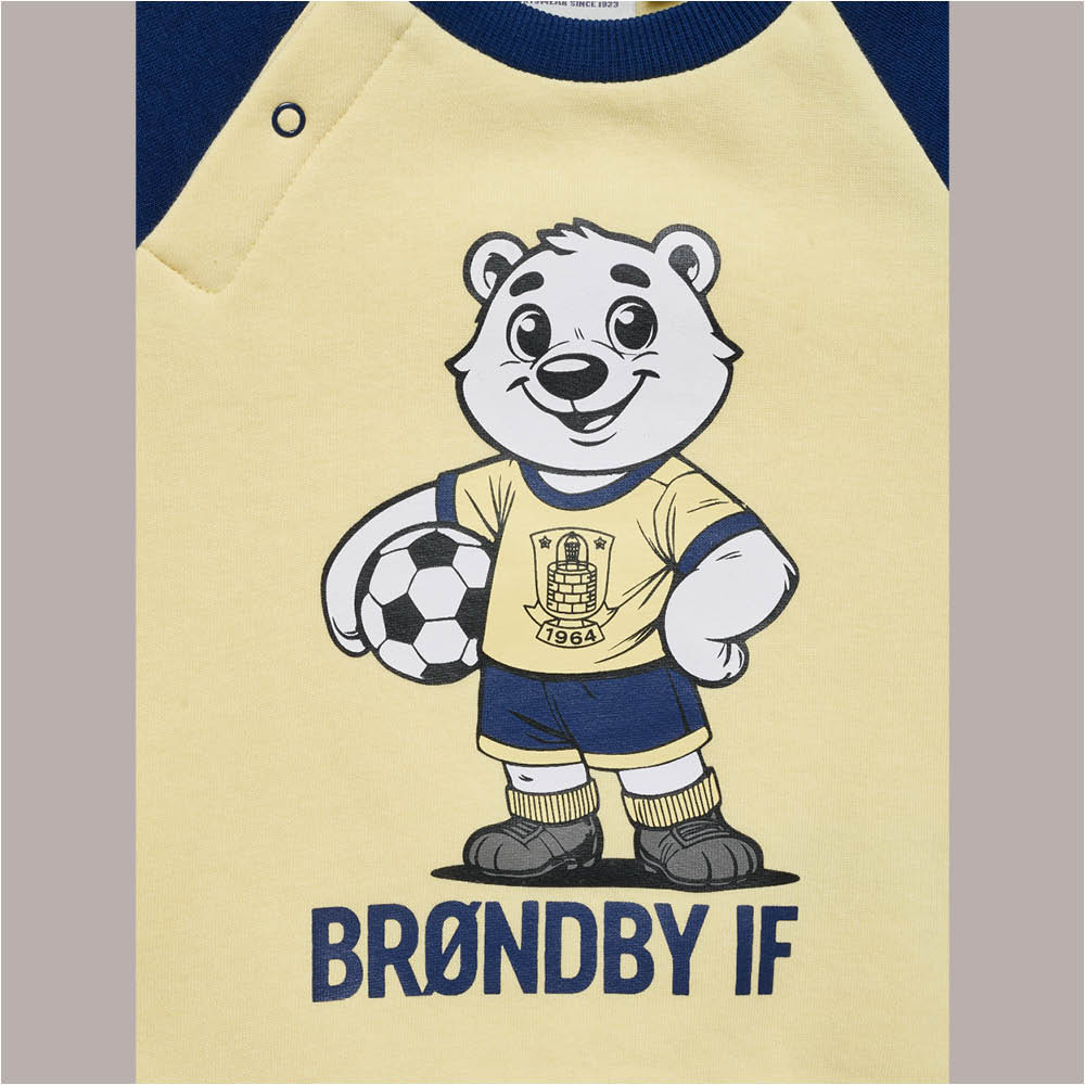 Brøndby X Hummel Crew Suit
