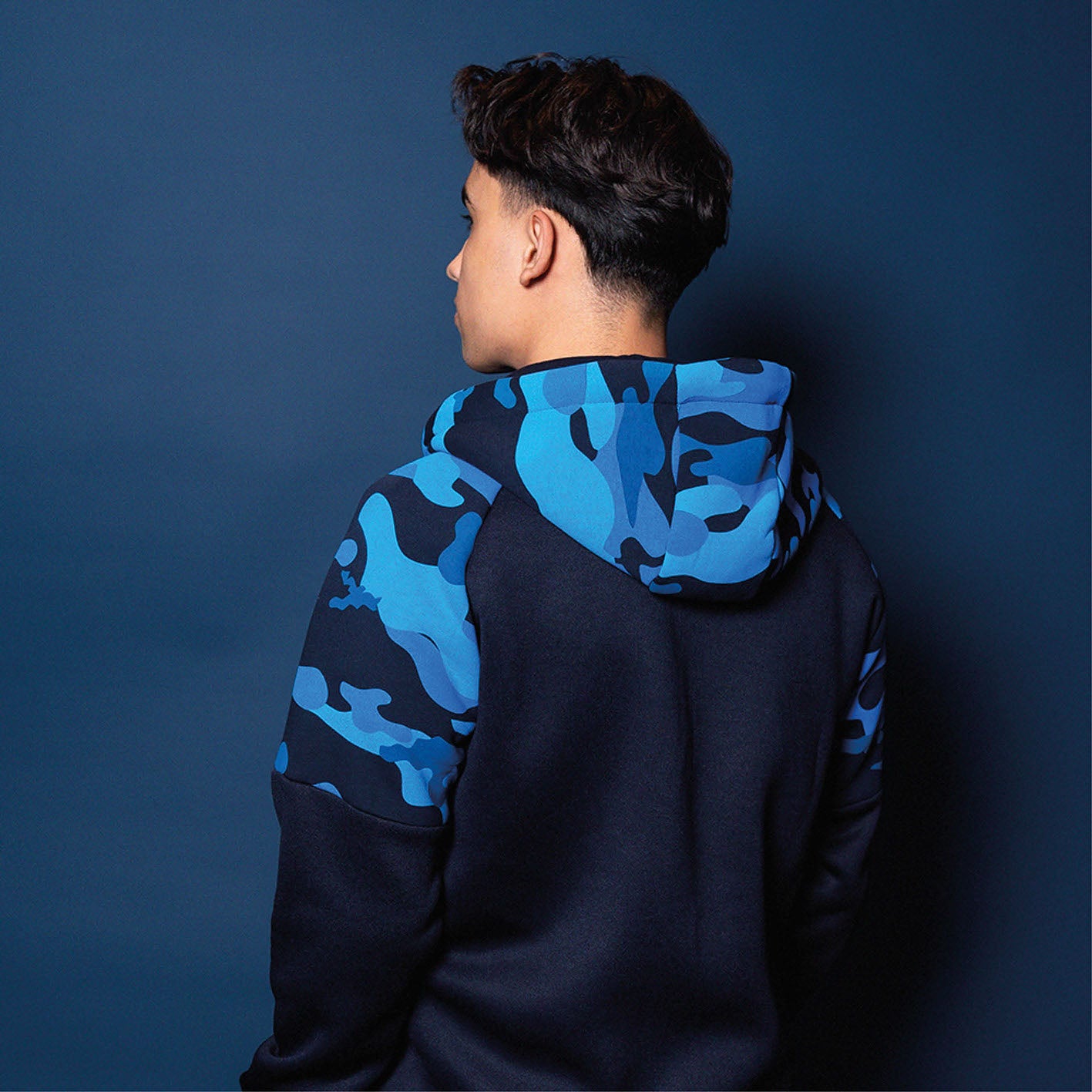 Hættetrøje Blå Camo m. lynlås